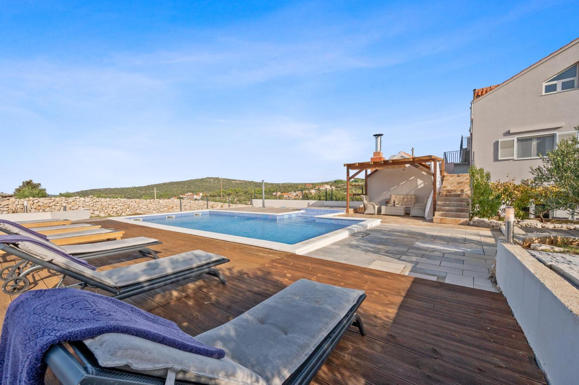 Family House Sonja Villa Sevid Exterior photo