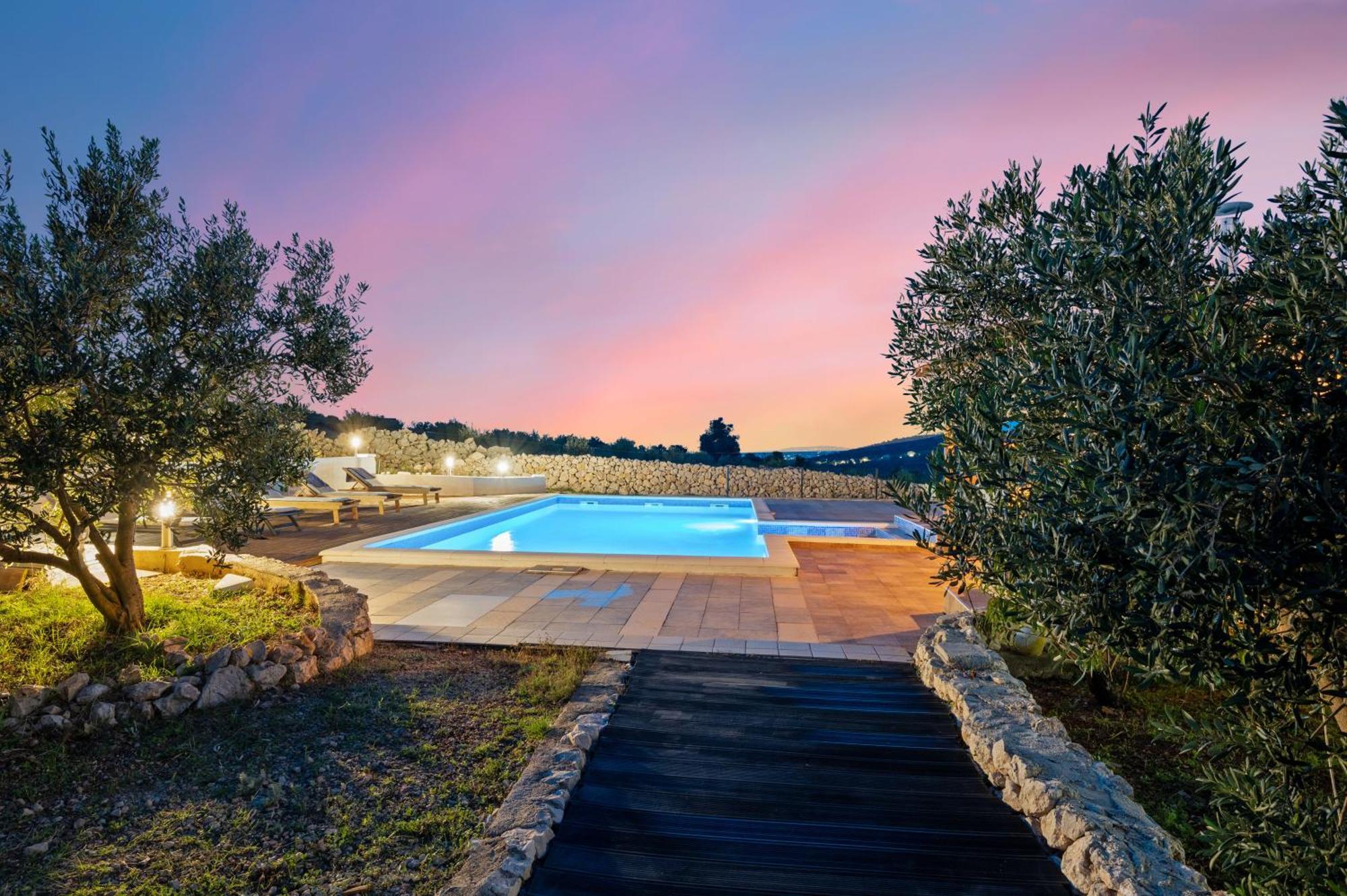 Family House Sonja Villa Sevid Exterior photo